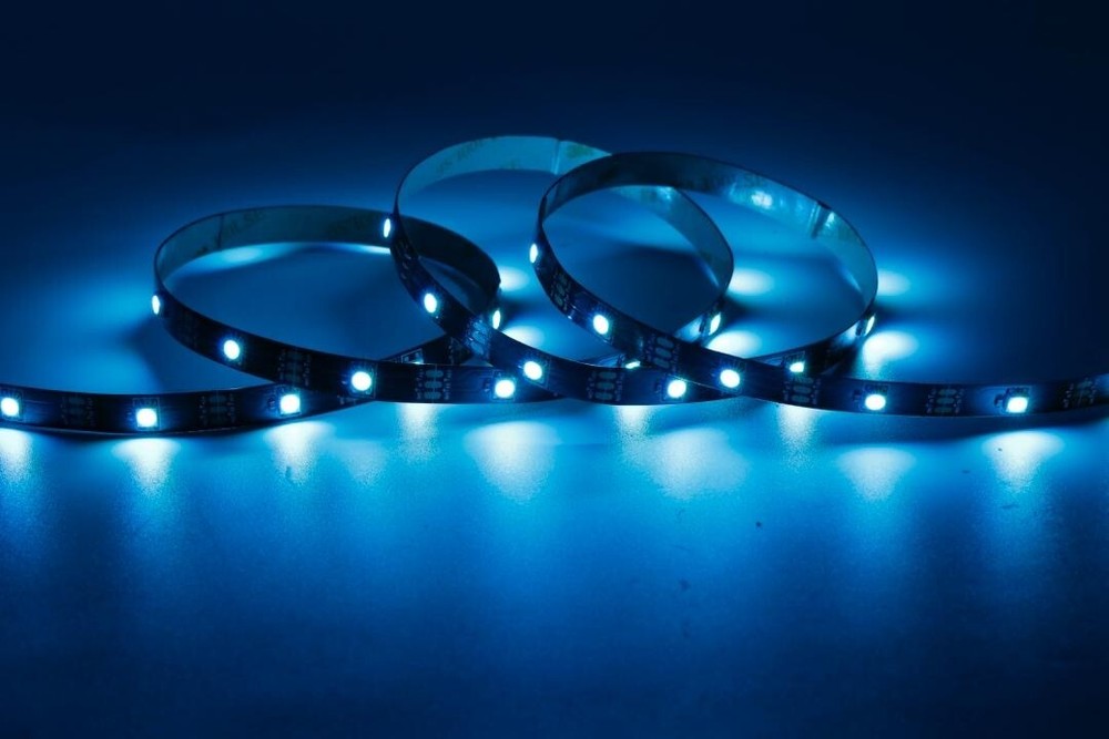Animated USB Powered LED Light Strips with Remote 44"