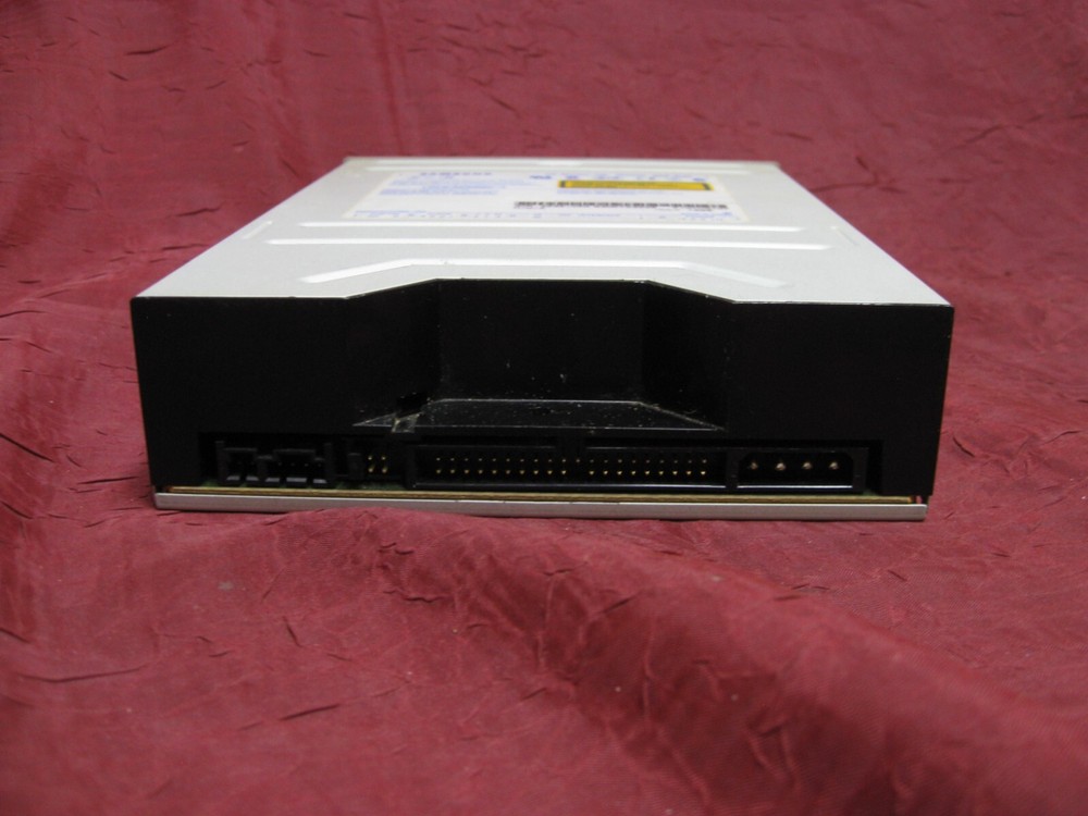 Samsung IDE SCR-3232 CD-Master 32E CD-Rom Drive Internal Grey Bezel