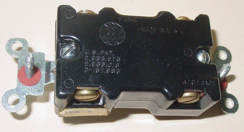 Vintage Hubbell 4-Way Push Button PresSwitch Flush Light Switch Ivory USA NOS