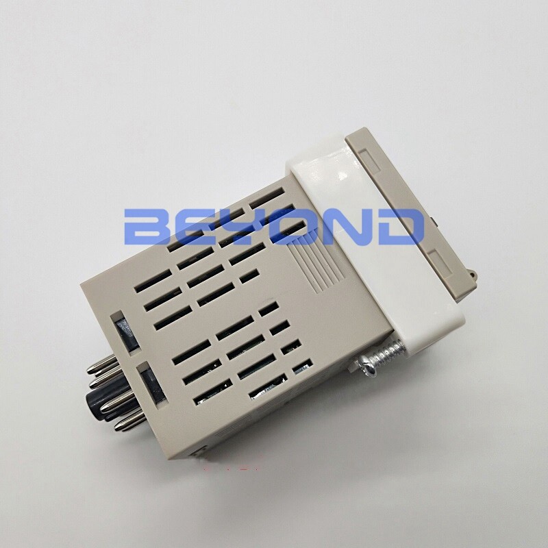 1PC NEW FOR OMRON Temperature controller E5CS-R1PX