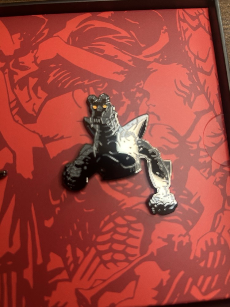 Hellboy Comic Con 2025 SDCC Exclusive VR Enamel Pins