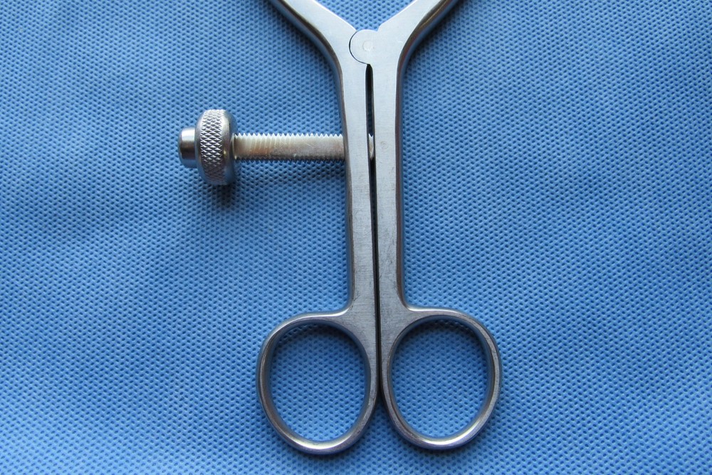 gSource Gelpi Deep 10.5" Retractor 90 deg. Angular 4" 1x1 Blunt Point Speedlock