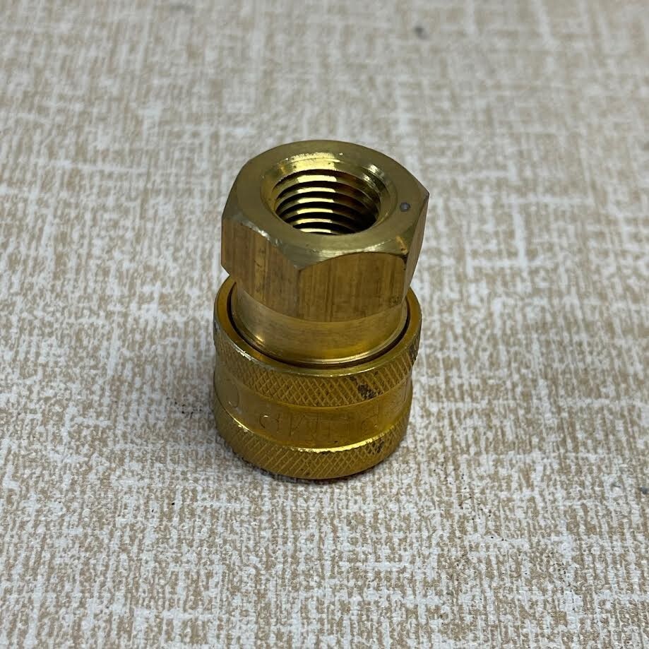 General Pump Coupler 1/4" F-NPT Inlet for General Pump D10001