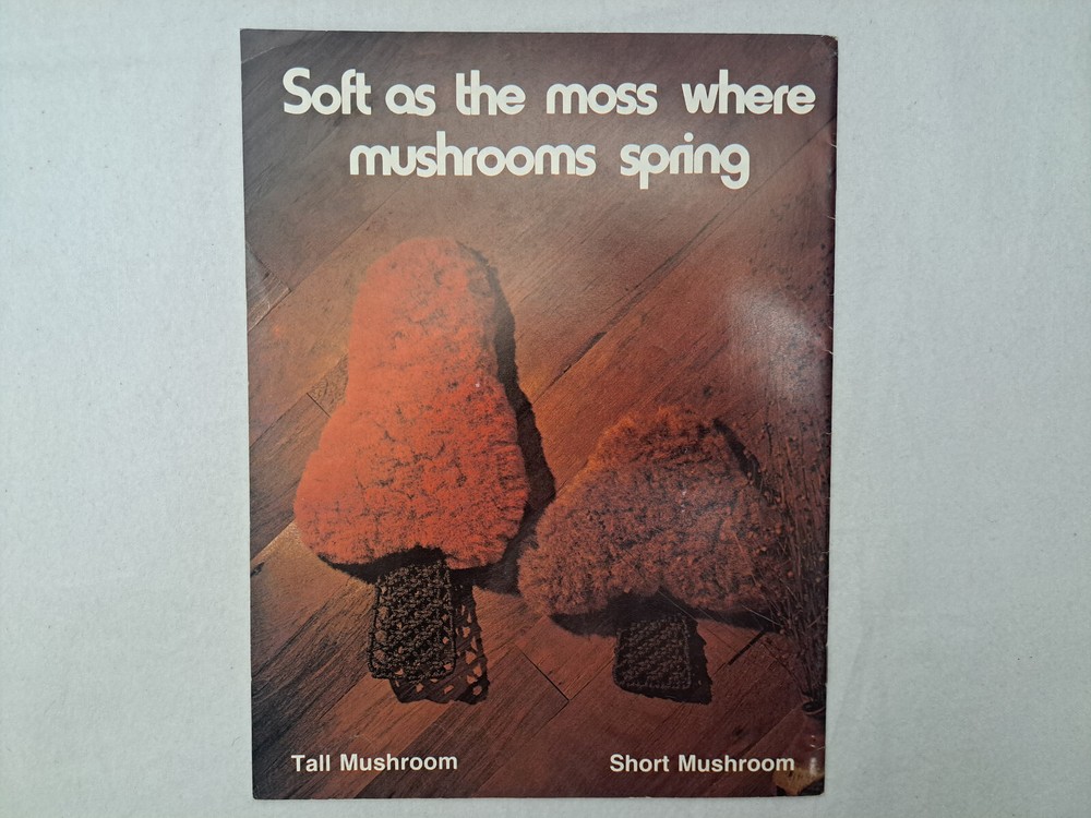 Craft Publications Inc - A Soft Touch For Macrame (1977) #7248