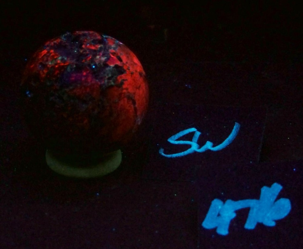 Fluorescent AZ Calcite 35mm Sphere 4716