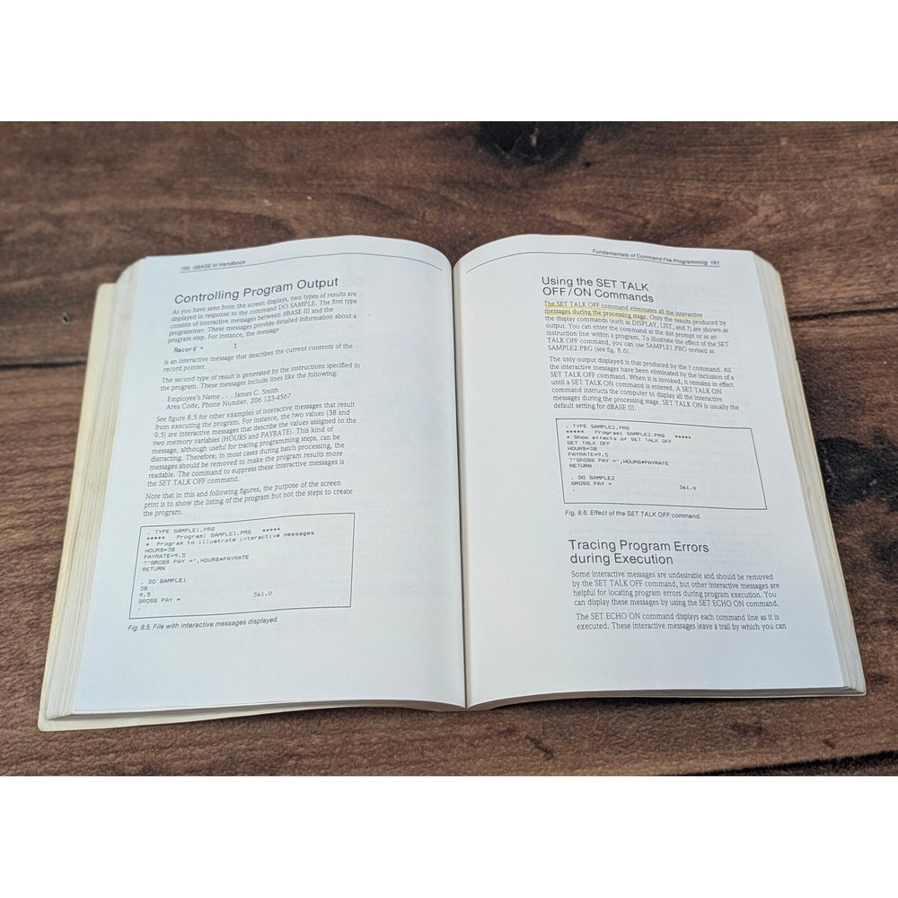 dBASE III Handbook Que Database Management System Programming Guide