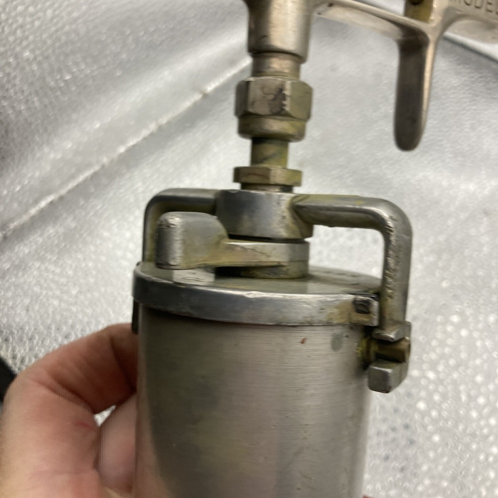 Eclipse Model 79 spray gun. UNTESTED!!
