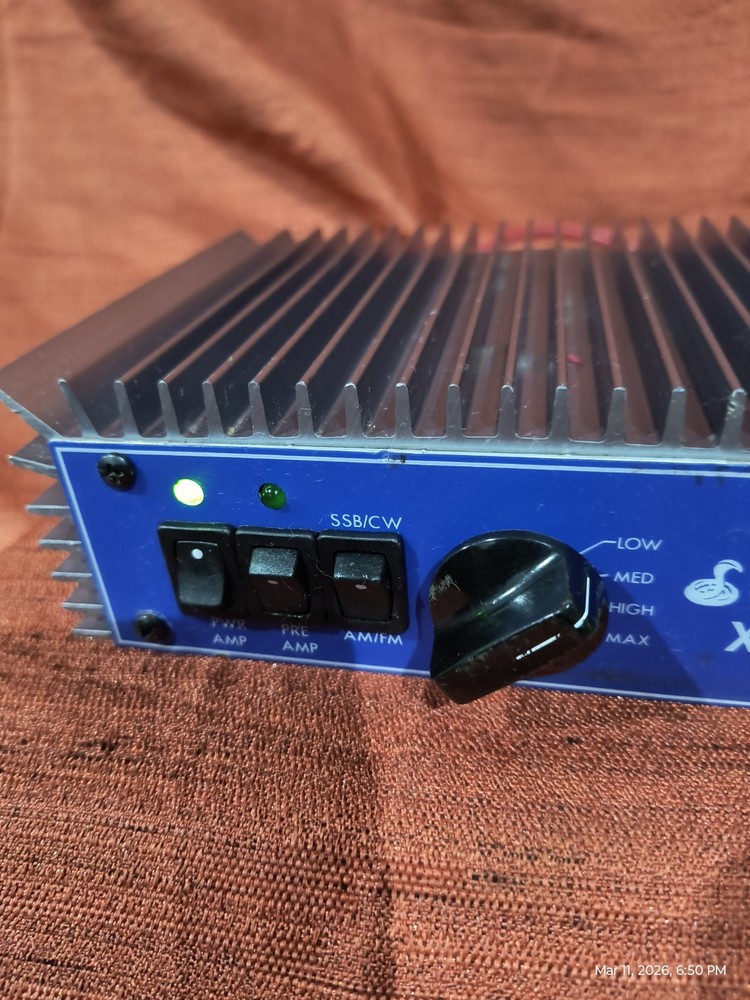 Cobra XL 350 Linear Amplifier, Powers On, Untested