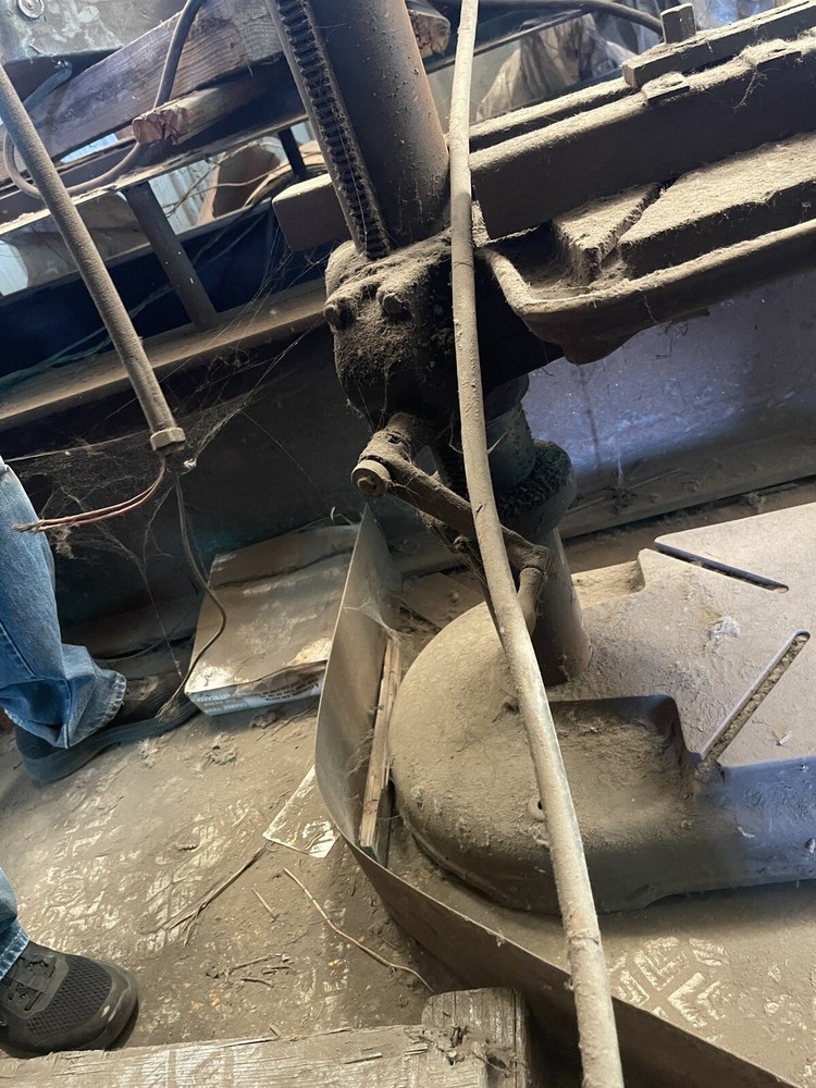 Walker-Turner Heavy Duty Industrial Drill Press ￼