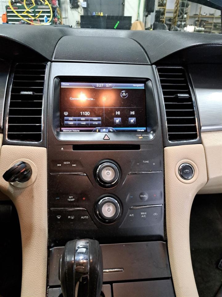 2014 Taurus Camera/Projector Sku#4371800