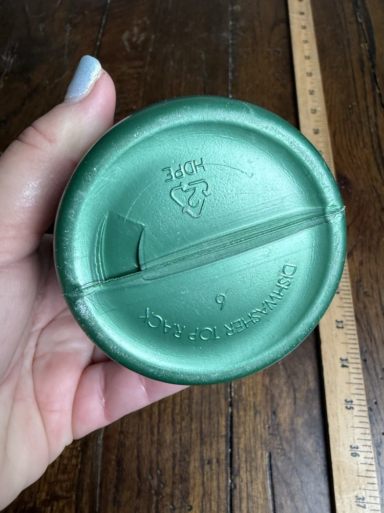 Gatorade Contour Squeeze Bottle 32 Oz