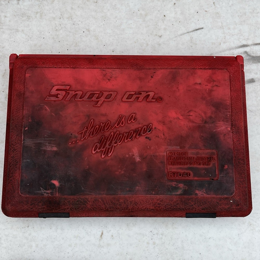 SNAP-ON - RTD40 - RETHREADING SET -W/Red Hard Case - Missing 3 pcs