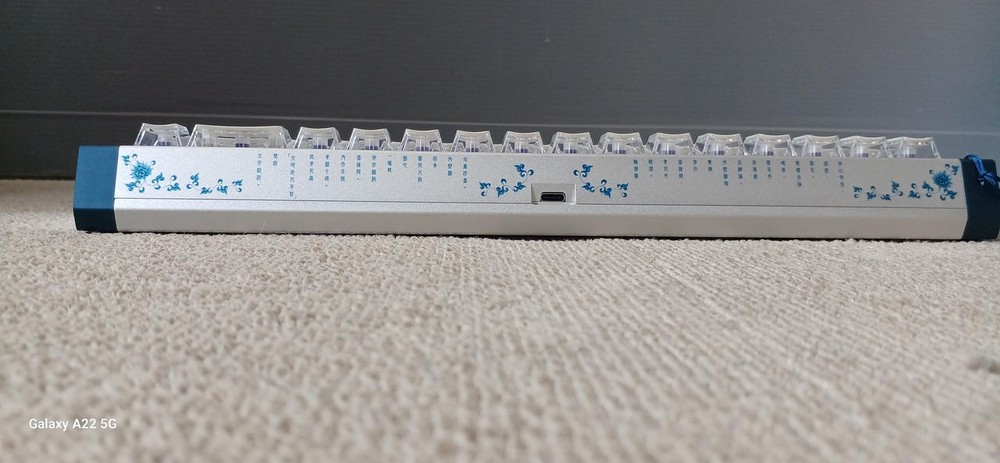 Gaming Keyboard Model YEAROFTHEDRAGONPURPL DUCKY