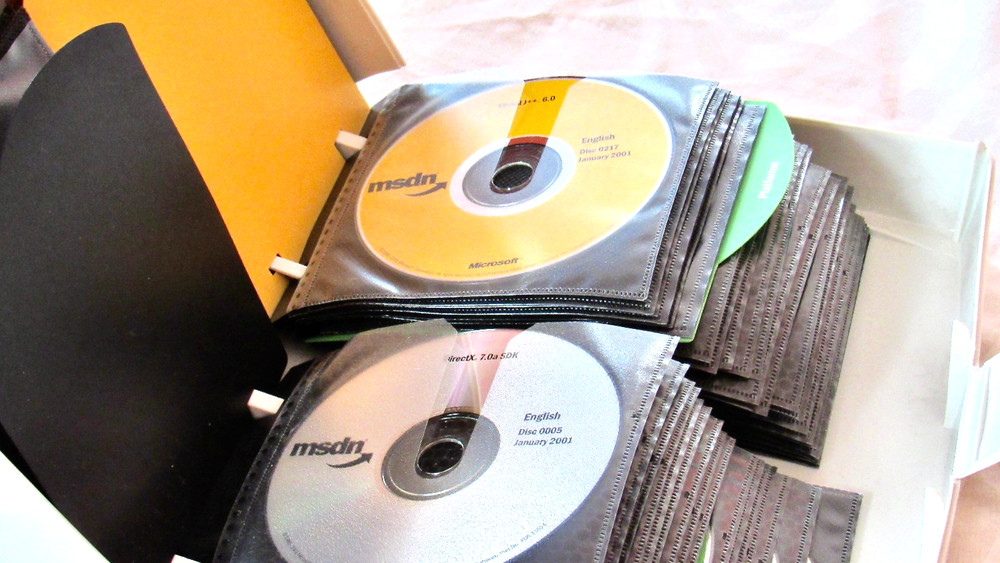 New MSDN Microsoft Developer Discs Library Archive Index SDK Platforms HARD CASE