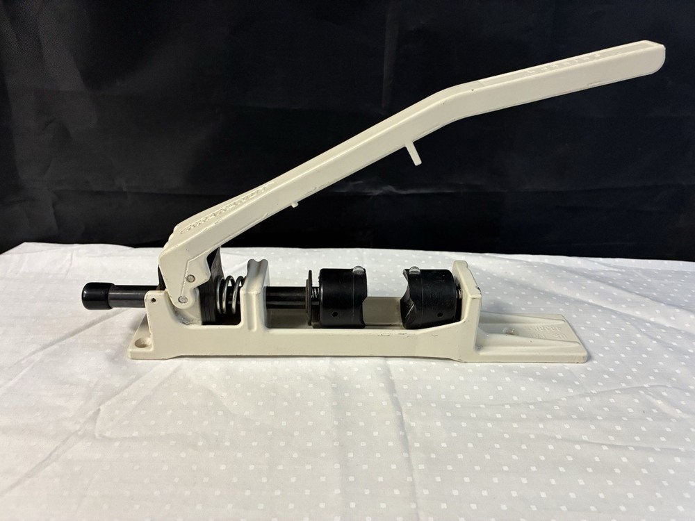 Super Rare Krakanut Nutcracker Heavy Duty Adjustable Nut Cracker