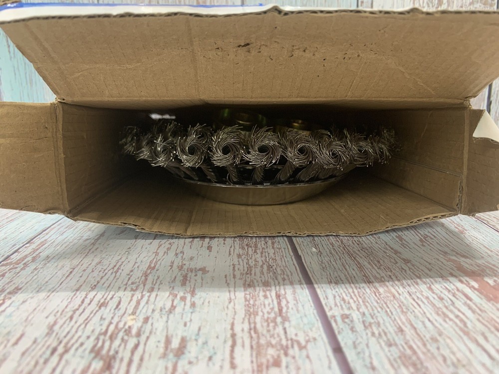 8 Inch Derusting Weeding Wheel Twisted Wire