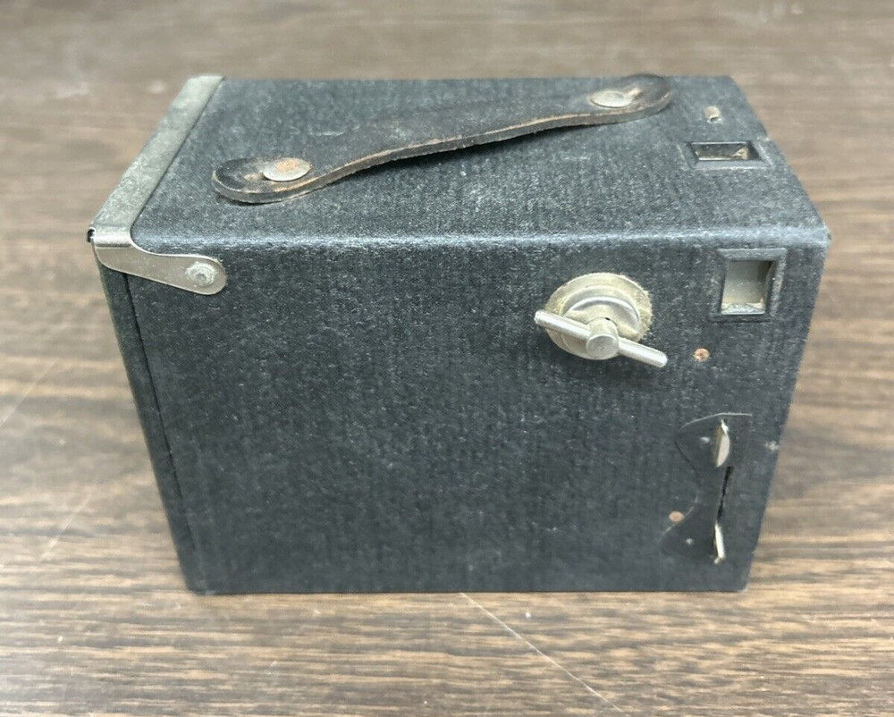 Vintage Ansco Buster Brown Box Camera