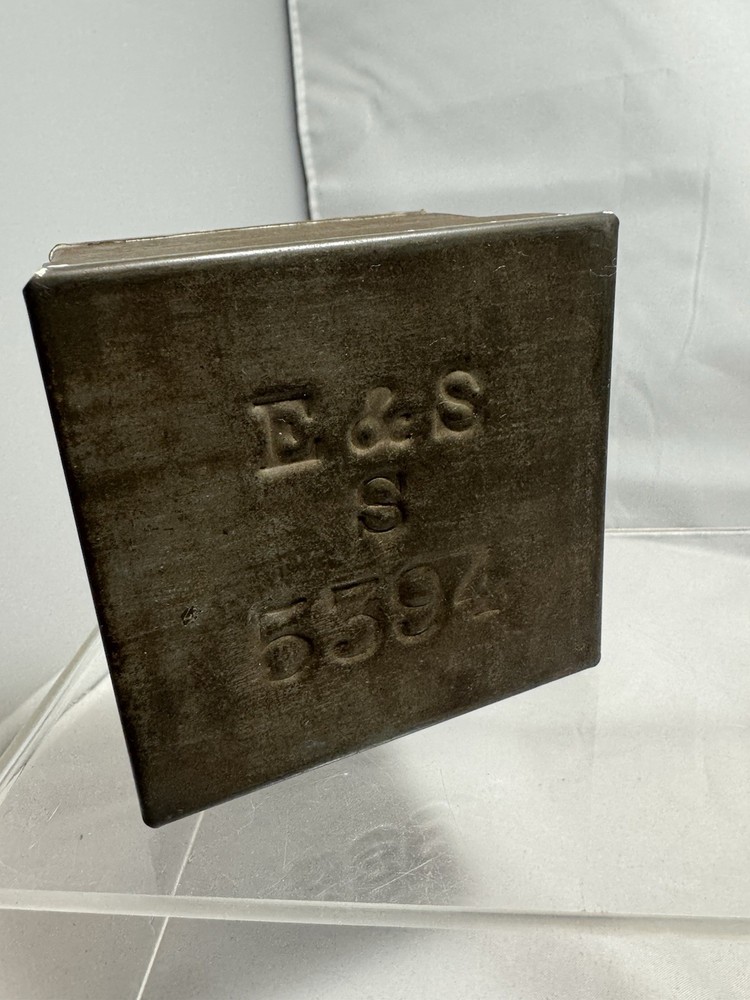 VINTAGE E&S SQUARE TEA TIN 5394