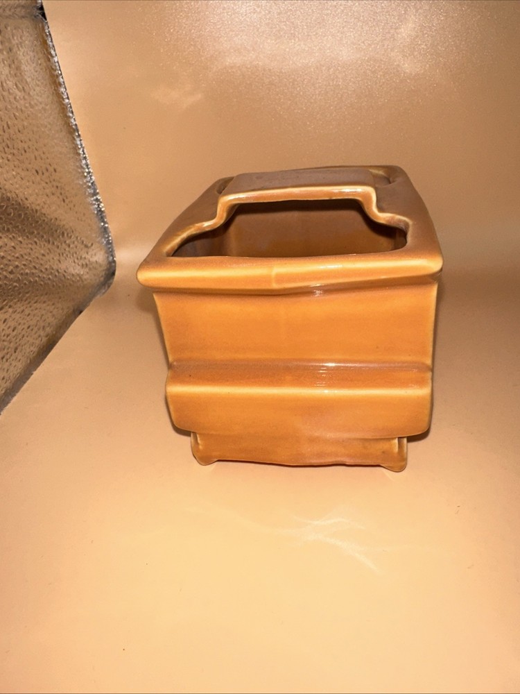 VTG SHAWNEE BROWN RUST COLOR TRAIN PLANTER