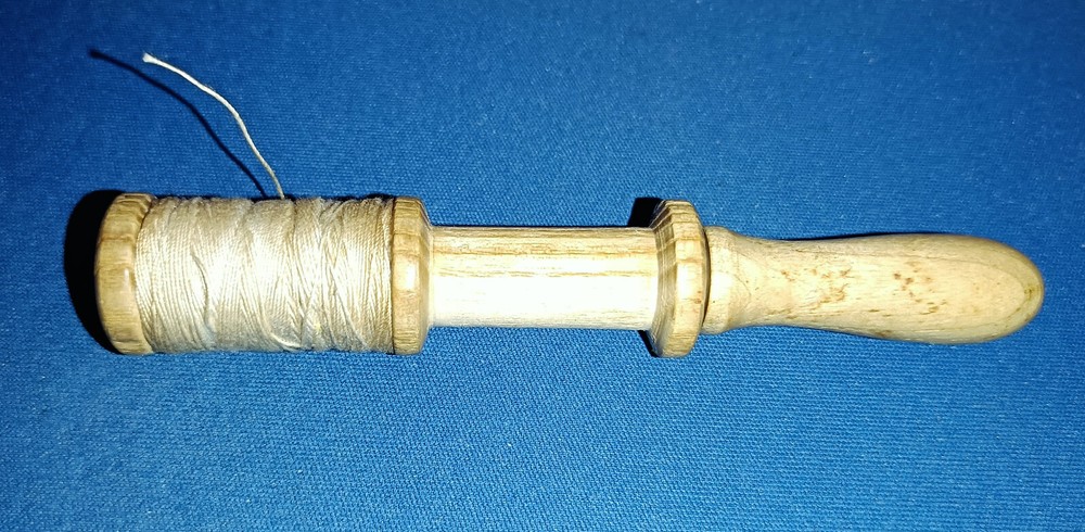 BEECH WOOD SPINDLE Hand Yarn Roller