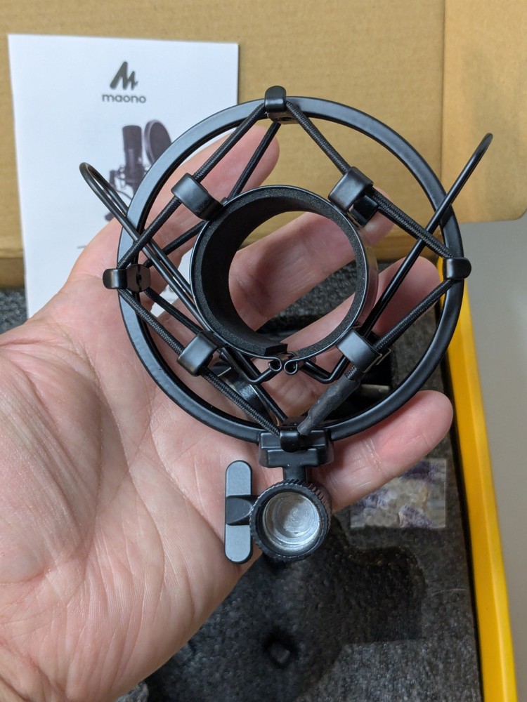 Desktop USB Microphone (Maono AU-A04 Series) w/ Stand & Pop Filter