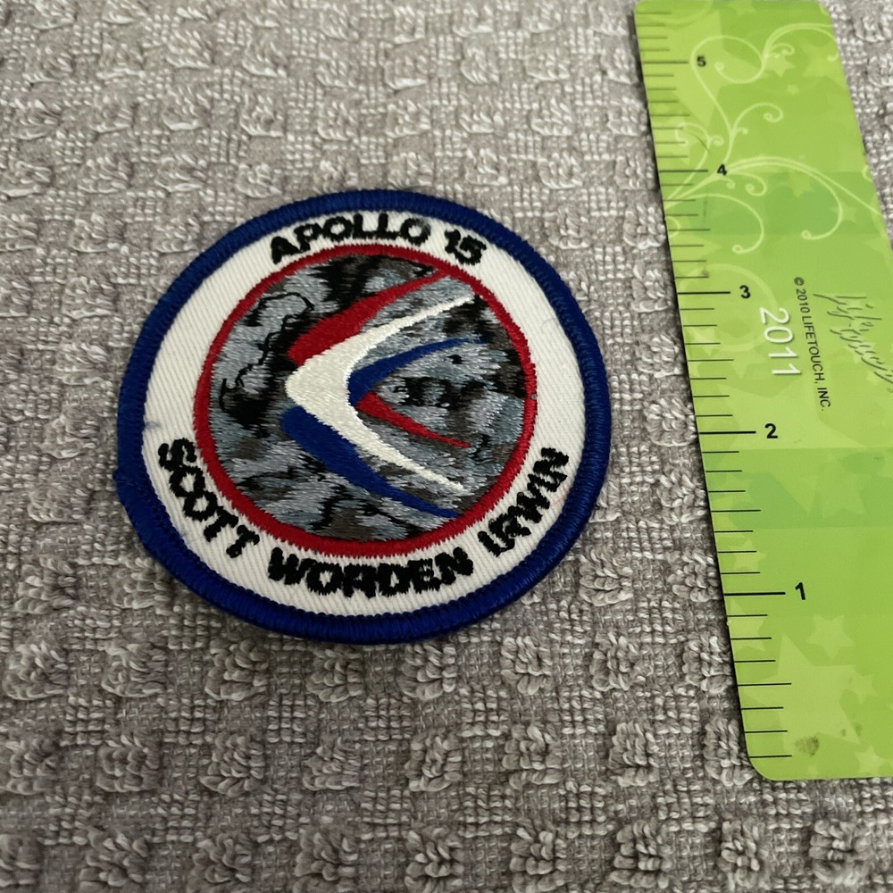 NASA-Apollo 15 commemorative patch (Blue trim version)