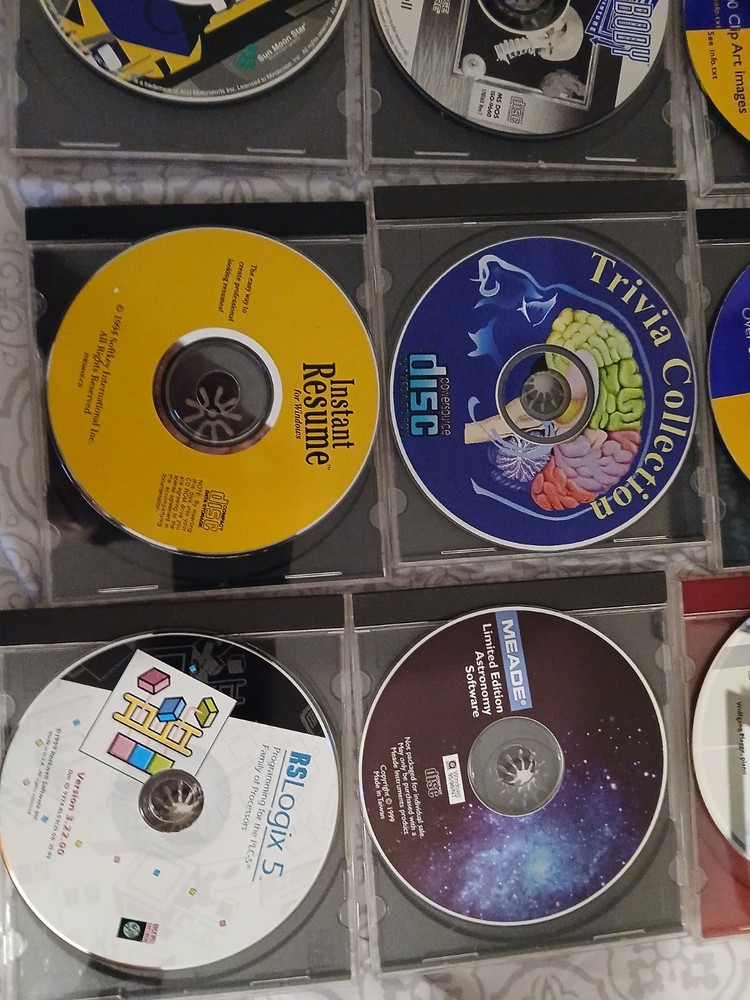 23 MISC. RETRO 1990 's PC CD-ROM