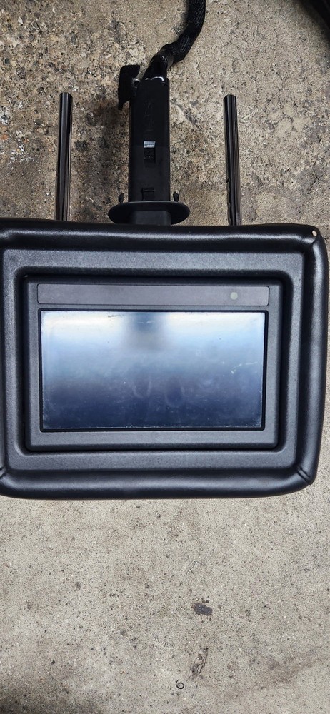 2012 Infiniti QX56 Headrest with Screen