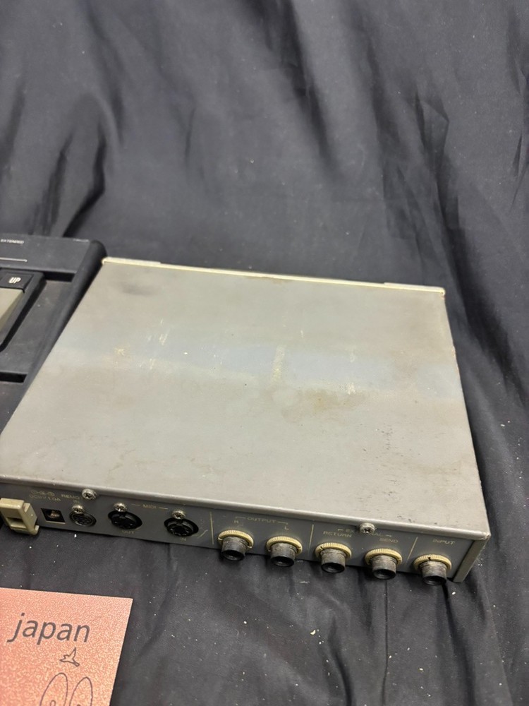 Zoom 9030 Advanced Multi Effects Processor with 8050 Foot Controller Tested