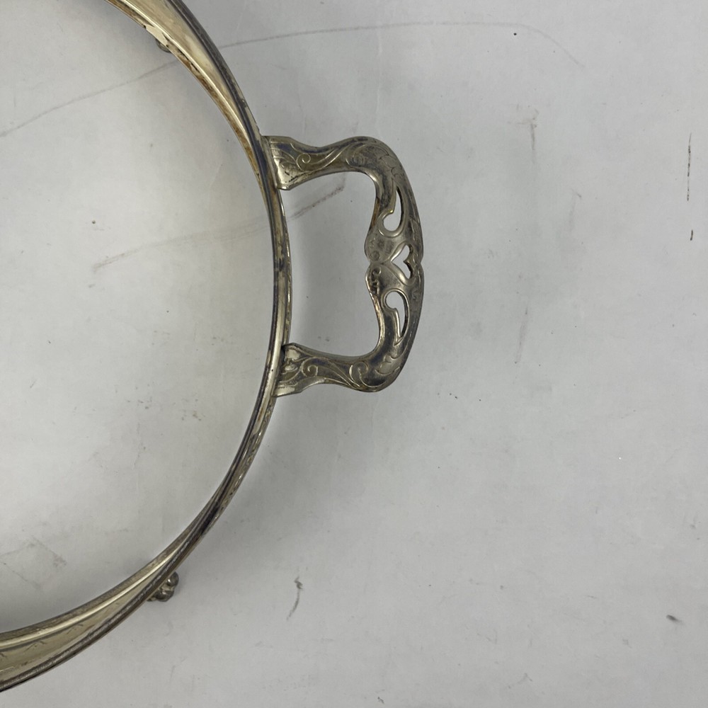 3639 Silver Coated vegetable dish holder 8 3/4”