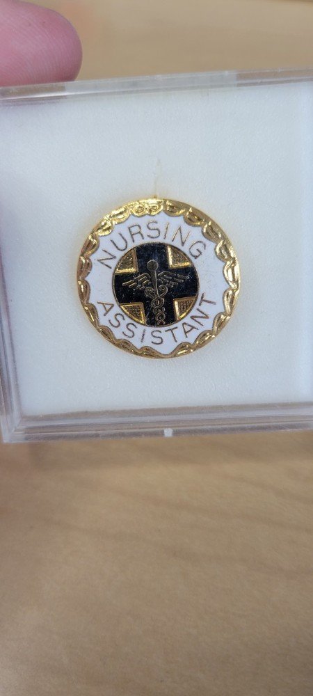 Nursing Assistant Enamel Lapel Pin Badge DA7