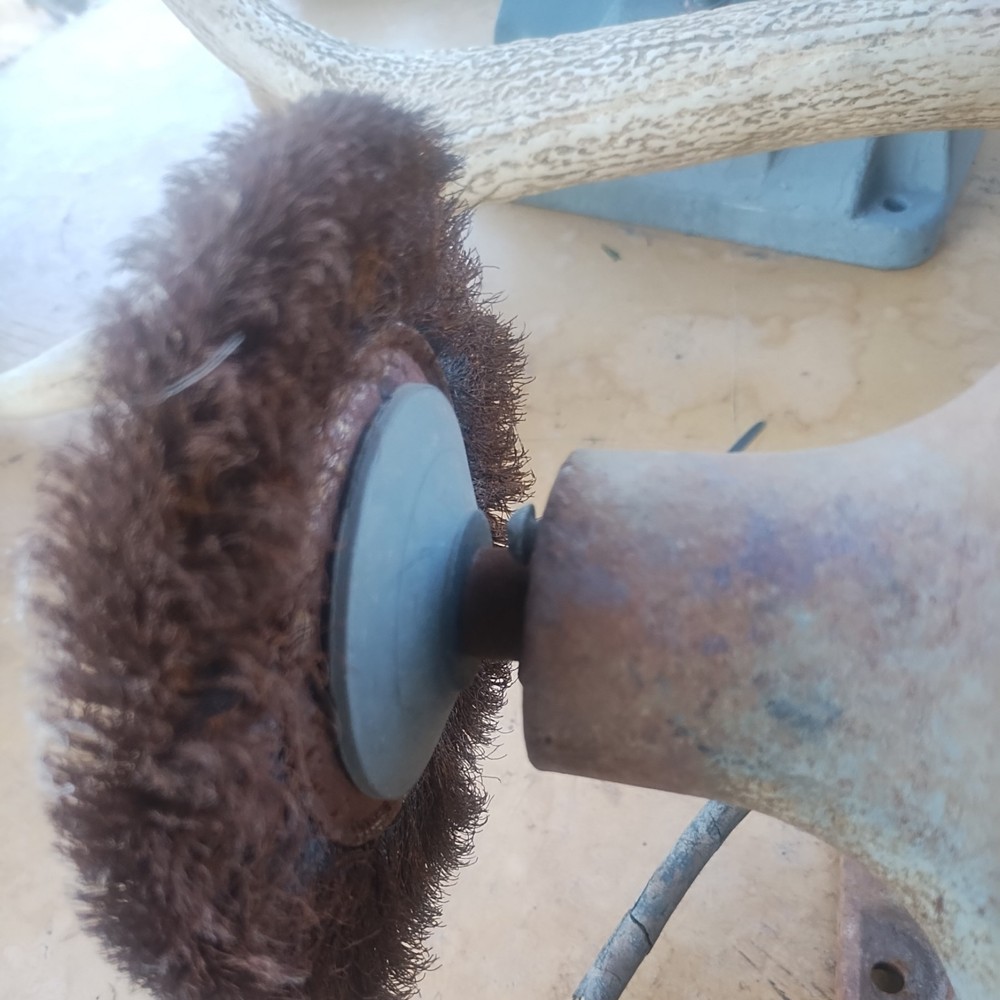 Dayton Bench Grinder Model 1Z706. 1hp 1/3