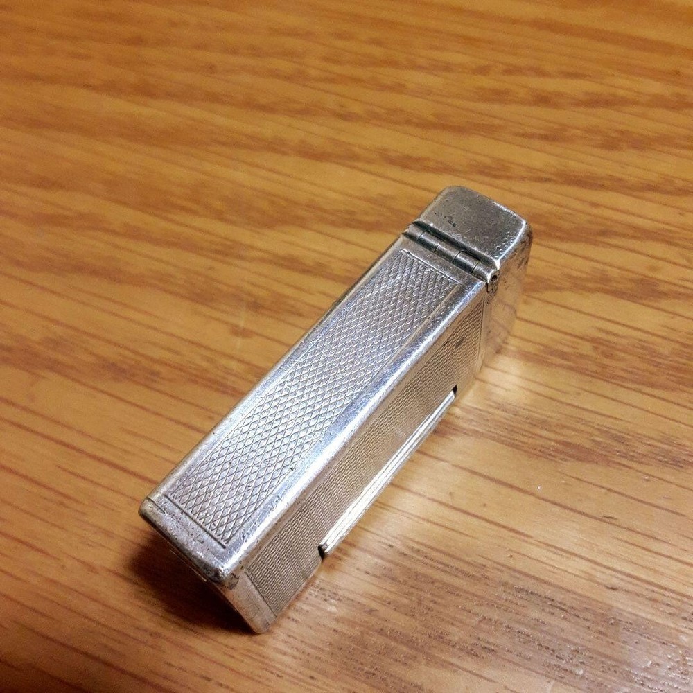 Working Dunhill auto roller oil lighter silver short without box