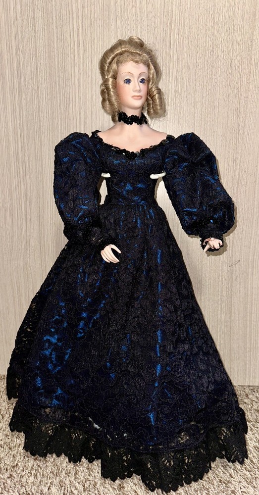 Haunted Doll : Misty - Please Read