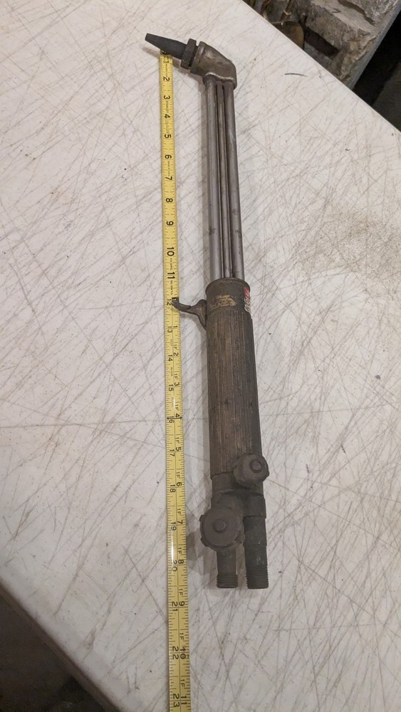 AirCo Heavy Cutting Torch Handle - Model 822 3085