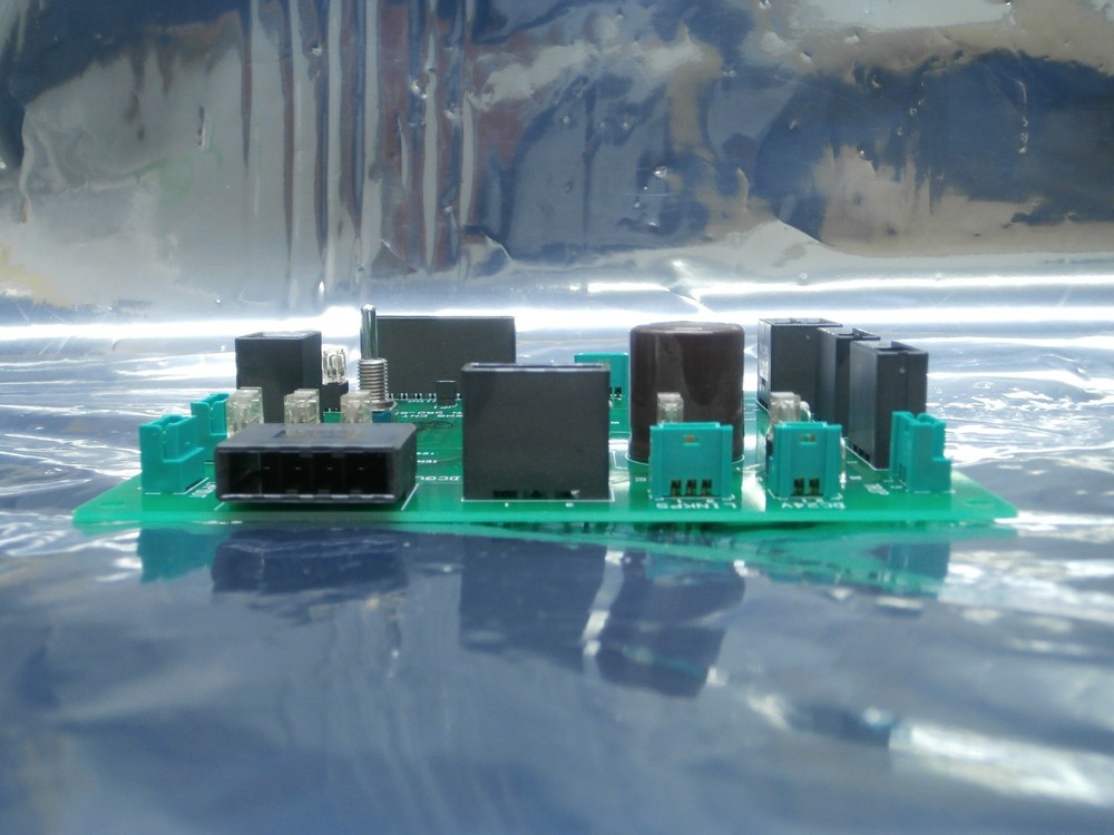 Hitachi 560-5519 EMO CNT Emergency Off Interface Board PCB Used Working