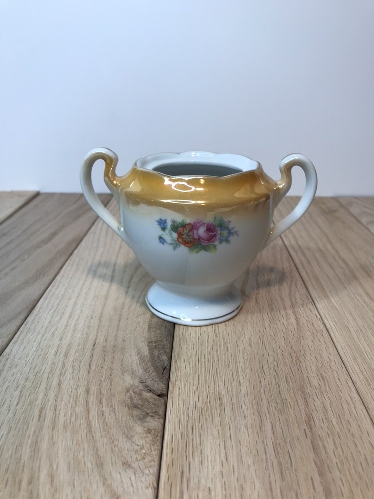 Sugar Bowl Occupied Japan. Floral Pattern