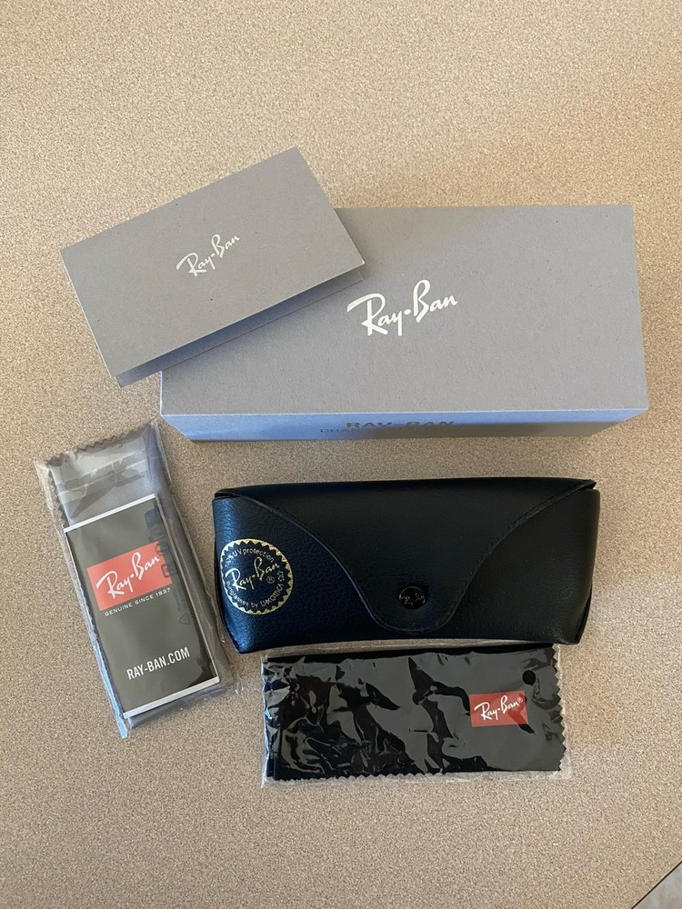 Ray Ban Change Collection Box W/Case & 2 Cloths