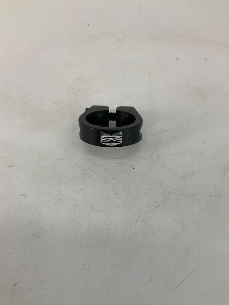 Haro H10 Baseline Seatpost Clamp 28.6mm Black