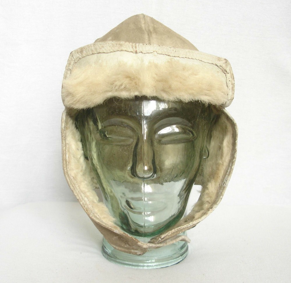 WW2 BULGARIAN AIR FORCE WINTER LAMBSKIN PILOT FLIGHT BONNET