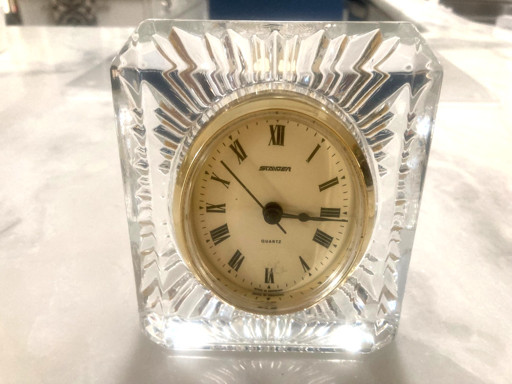 Staiger Oval Crystal Desk Clock Working