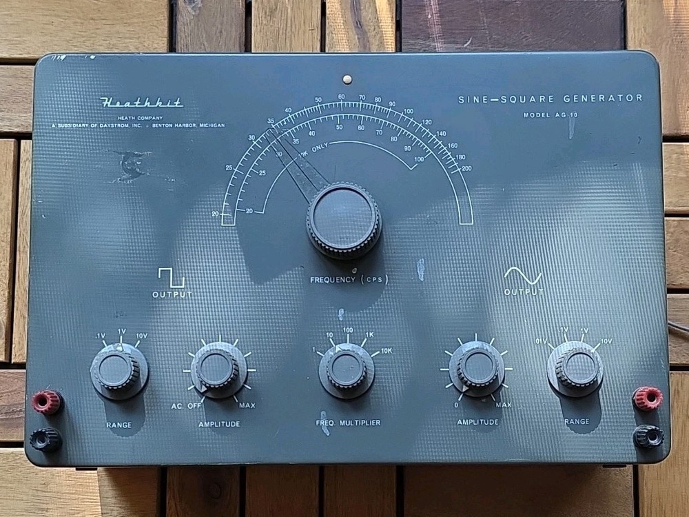 Genuine Heathkit AG-10 Sine - Square Wave Generator