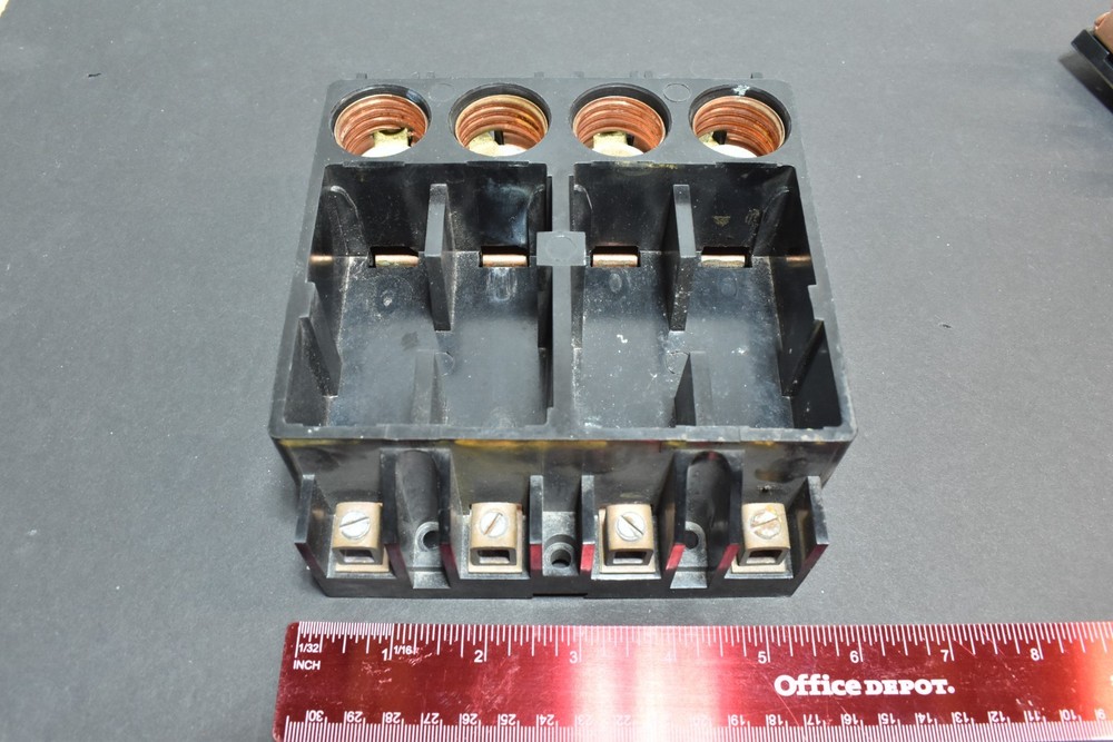 100Amp Arrow Hart Fuse Panel Block Interior 120/240Volt