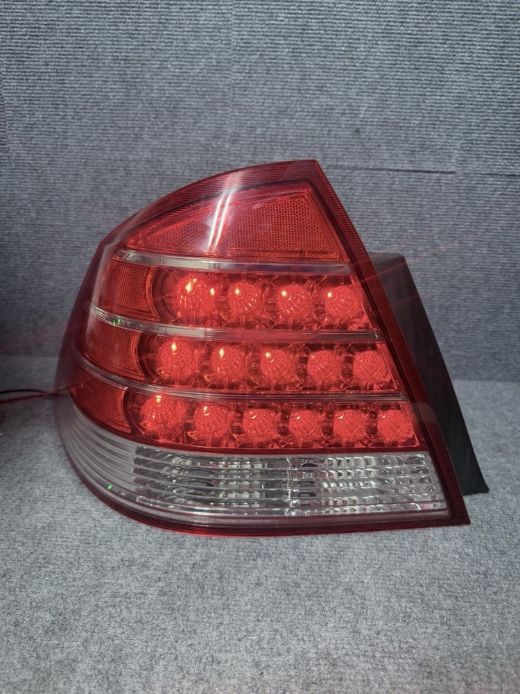 2005 2006 2007 Mercury Montego Left Driver Side LED Tail Light Lamp OEM TESTED