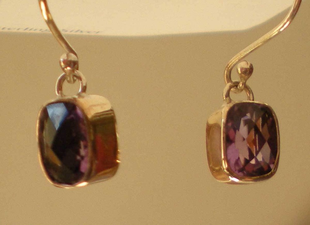 Amethyst Earrings - Sterling Silver j355