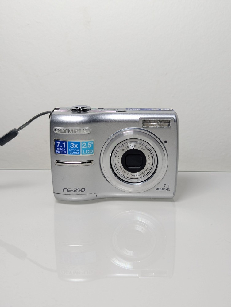 Olympus FE-210 7.1MP Digital Camera (Tested Working)