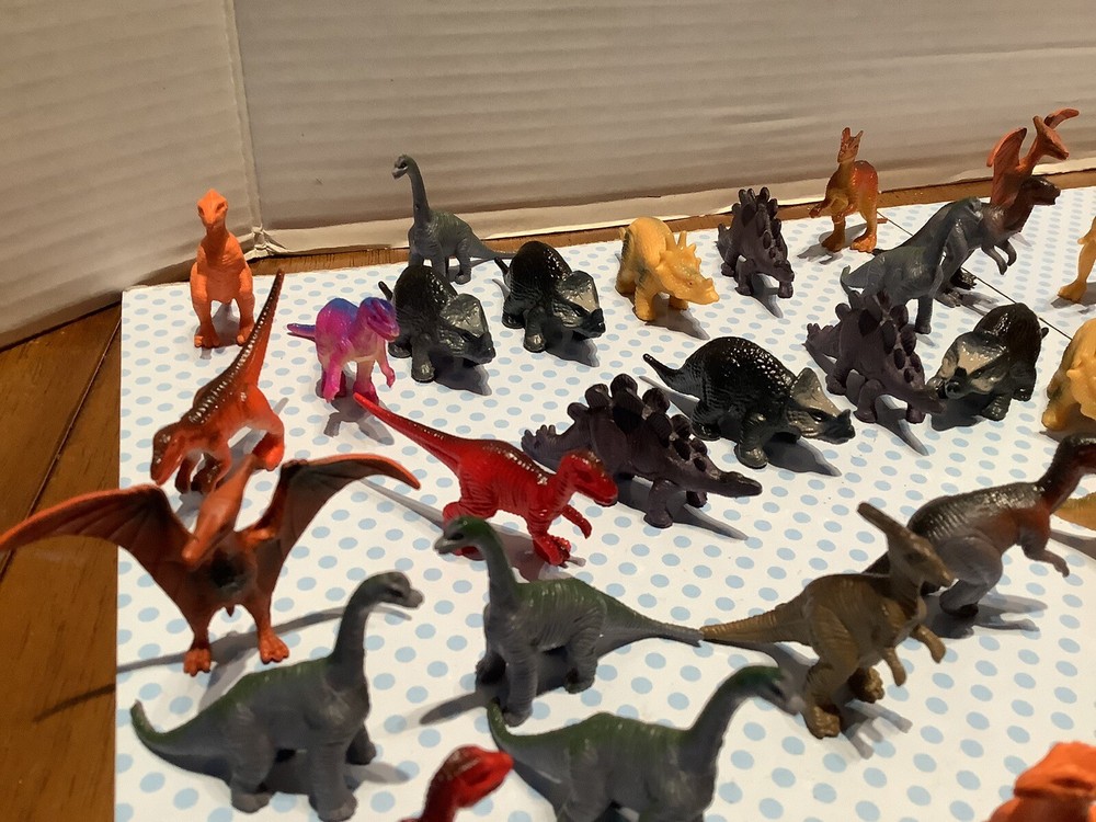55 Pcs Unique Realistic Dinosaur Figures (mini) lot