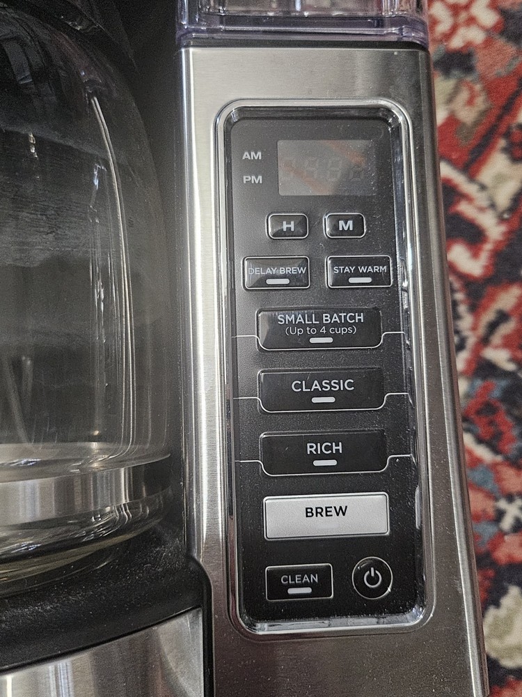 Ninja CE251 12-Cup Filter Coffee Machine Glass Carafe Digital Programmable