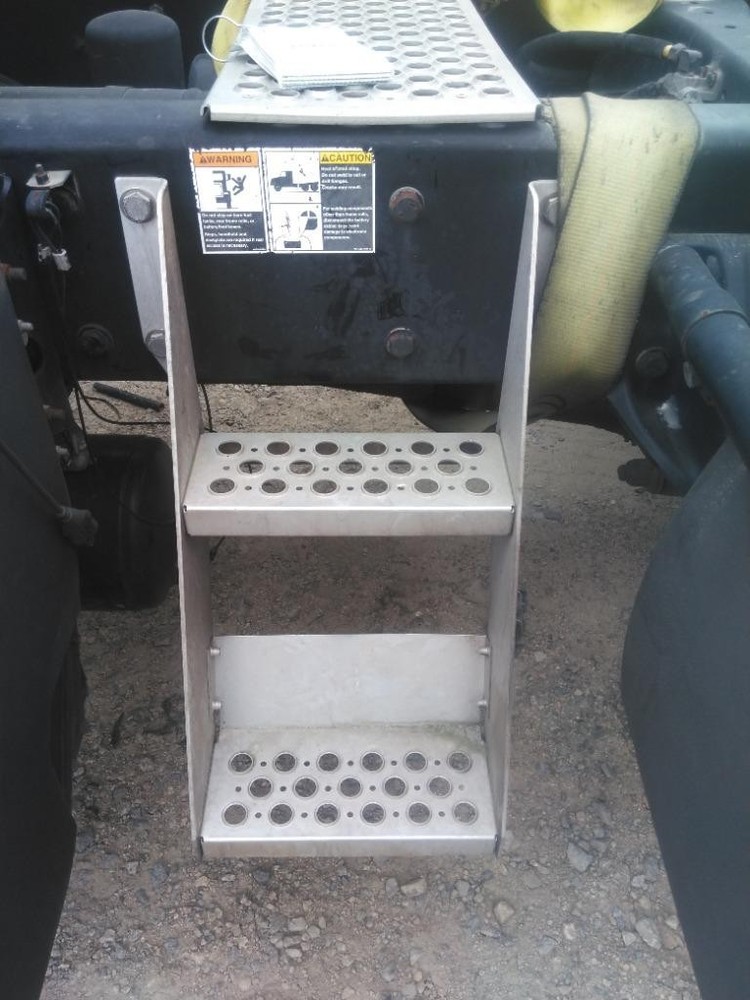 Replaces 2012 KENWORTH T660 FRAME STEP ,  GA