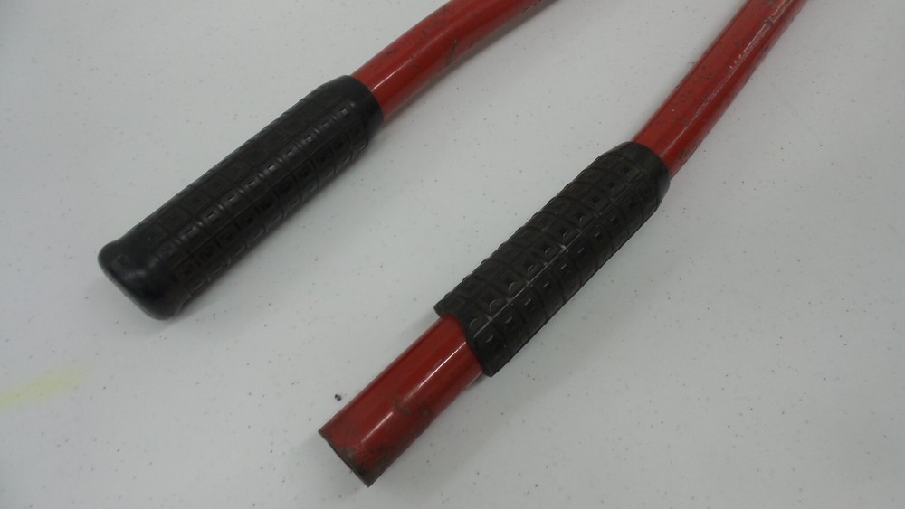 UNBRANDED BOLT CUTTER (DNT FF25)